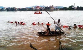 6 học sinh chết thảm do mưa lũ