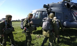 Xem Nga điều hàng loạt khí tài tối tân tham gia tập trận Vostok-2018