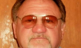 Chân dung James Hodgkinson, 66 tuổi. Ảnh: Reuters