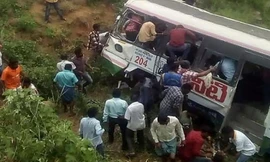 Hiện trường vụ tai nạn. Ảnh: AFP