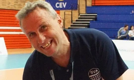 Thầy giáo Stephen Lawrie