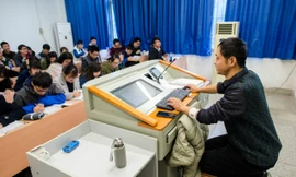 Thầy Yu Gongmao trong một giờ lên lớp.