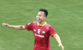 Hồ Khắc Ngọc nhận giải "Bàn thắng đẹp nhất loạt trận mở màn AFC Cup"