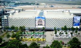 Bãi xe thông minh 5 tầng với tổng vốn đầu tư 550 tỷ đồng vừa được đưa vào sử dụng ở sân bay Tân Sơn Nhất hồi tháng 11 năm ngoái. Ảnh: Quỳnh Trần.