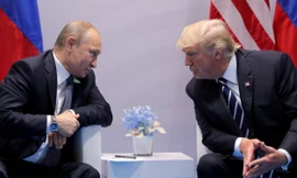 Tổng thống Nga Putin (trái) và Tổng thống Mỹ Trump (phải). Ảnh: Reuters