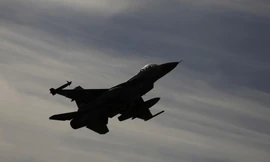 Tiêm kích F-16 của Israel. Ảnh: Reuters