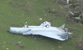 Máy bay 'chổng vó' sau bão Michael tại căn cứ Không quân Mỹ