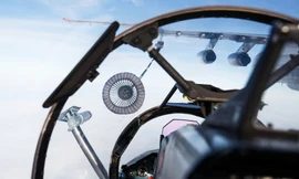 Vừa bay 600km/h, IL-78 vừa tiếp nhiên liệu cho MiG-31, Su-34 ở độ cao 6.000m