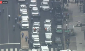 Cảnh sát phong tỏa hiện trường. Ảnh: Twitter