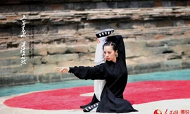 Thiếu nữ lên núi Võ Đang luyện tuyệt đỉnh Thái Cực Quyền