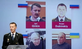 Chân dung 4 nghi phạm vừa được công bố. Ảnh: AFP