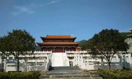 Tận thấy trường đại học đẹp như Tử Cấm Thành