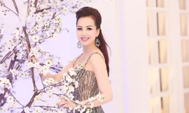 Gặp lại Hoa hậu Diệu Hoa sau 28 năm đăng quang