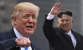 Tổng thống Donald Trump thân thiện khó tin với Chủ tịch Kim Jong-un