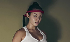 Người mẫu nóng bỏng bước lên sàn đấu Muay Thái