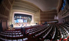 Dàn nhạc Samjiyon trình diễn tại Bình Nhưỡng hôm qua, 16/2. Ảnh: Rodong Sinmun