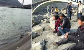 Vớt được xác người rồi 'gạ' bán lại cho gia đình nạn nhân