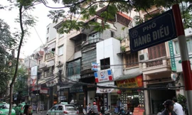 Nhà phố thương mại sẽ “thất thủ” nếu cấm xe máy?