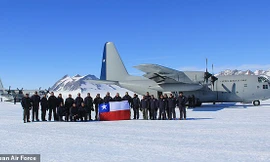 Chiếc C-130 của Không quân Chile. 