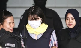 Nghi phạm Đoàn Thị Hương xuất hiện tại toà hôm qua, 14/3. Ảnh: AP