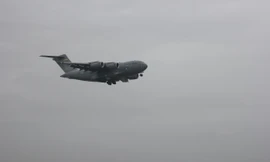 Máy bay mang số hiệu 5150 đáp xuống sân bay Đà Nẵng vào khoảng 13h ngày 6/11