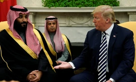 Tổng thống Mỹ Donald Trump và Thái tử Ả Rập Saudi Mohammed bin Salman trong một cuộc gặp tại Washington. Ảnh: Reuters