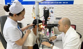 Gia Lai bùng phát bệnh đau mắt đỏ 