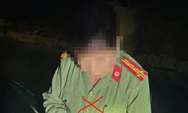 Cụ ông giả làm đại tá công an để được 'bỏ qua' khi vi phạm giao thông 