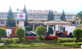 Vì sao hàng loạt nhân viên y tế ở Bệnh viện Đa khoa Gia Lai nghỉ việc?