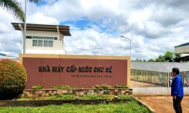 Vụ cả huyện ở Gia Lai bị cắt nước: Công ty cấp nước kêu lỗ hàng trăm triệu đồng mỗi tháng