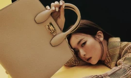 Seulgi (Red Velvet) diện trang phục Salvatore Ferragamo chuẩn hình mẫu của các nam thần tượng “người gặp người yêu“
