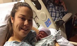 Điều kỳ lạ nhất thế giới: Người phụ nữ biết mình mang thai chỉ 30 phút trước khi sinh