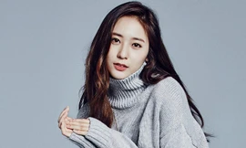 Gây “sốc” với vẻ đẹp nữ sinh tuổi 19, cuối cùng “công chúa băng giá” Krystal đã trở lại 