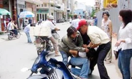 Bắt đôi tình nhân 9X chuyên cướp giật tài sản