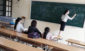 Trường cao đẳng sư phạm lay lắt sống: Có nên giải tán?