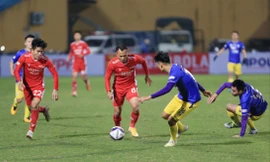 Viettel bắt đầu​bán vé xem các trận đấu sân nhà ở V-League sau 2 năm miễn phí Ảnh: Anh Tú 
