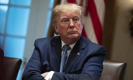  Tổng thống Mỹ Donald Trump nói sẽ ký thỏa thuận thương mại với Trung Quốc ngay trong tháng này Ảnh: Politico