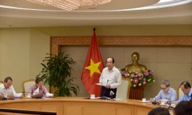 Tổ công tác của Thủ tướng Chính phủ làm việc với các bộ, ngành về cắt giảm điều kiện kinh doanh Ảnh: N.B