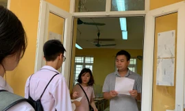 Học sinh Hà Nội thi vào lớp 10 năm nay được lược bỏ môn thi thứ 4