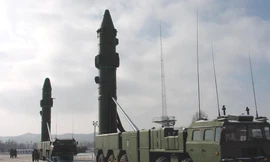 Phải chăng Trung Quốc mới là lý do Mỹ muốn rút khỏi INF? Trong ảnh: Một hệ thống tên lửa đạn đảo DF 21D diệt tàu sân bay do Trung Quốc sản xuất Ảnh: Business Insider