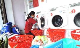 Dịch vụ giặt là kiếm bội tiền vì nhu cầu khách tăng gấp đôi, gấp ba so với ngày thường. Ảnh minh họa