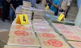 Gần 900 bánh ma túy bị thu giữ vào tối 27/3 