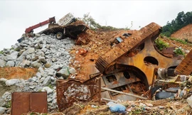 Lực lượng chức năng khoanh vùng được vị trí cụ thể để tìm kiếm nạn nhân mất tích tại Rào Trăng 3 khi thời tiết thuận lợi trở lại