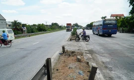 Vị trí xảy ra liên tiếp 2 vụ tai nạn khiến 6 người tử vong trên QL5 Ảnh: Nguyễn Hoàn