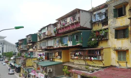 Cải tạo chung cư cũ tại Hà Nội rất ì ạch do thiếu cơ chế chính sách phù hợp , thủ tục còn phiền hà 