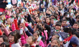 Sản phẩm sữa tươi tiệt trùng Vinamilk trong chương trình Sữa học đường có hàm lượng sữa tươi đạt 99,7% đối với loại không đường và 96% loại có đường 