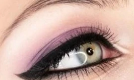 Mắt tím huyền bí