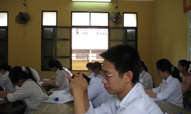 Bộ nên chuyển cho trường tổ chức thi tốt nghiệp