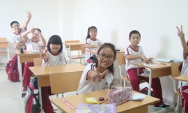 Nhà trường khẳng định Phương Mỹ Chi không bị thôi học