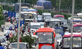 Căng thẳng xe đò về thành phố